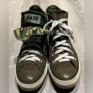 Converse - Women’s High Top Sneakers